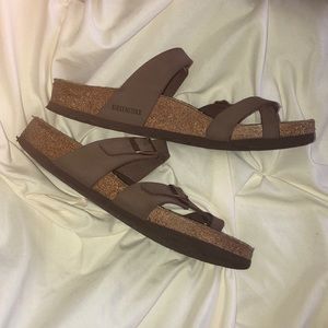 Birkenstock’s sandals! Women’s size 40